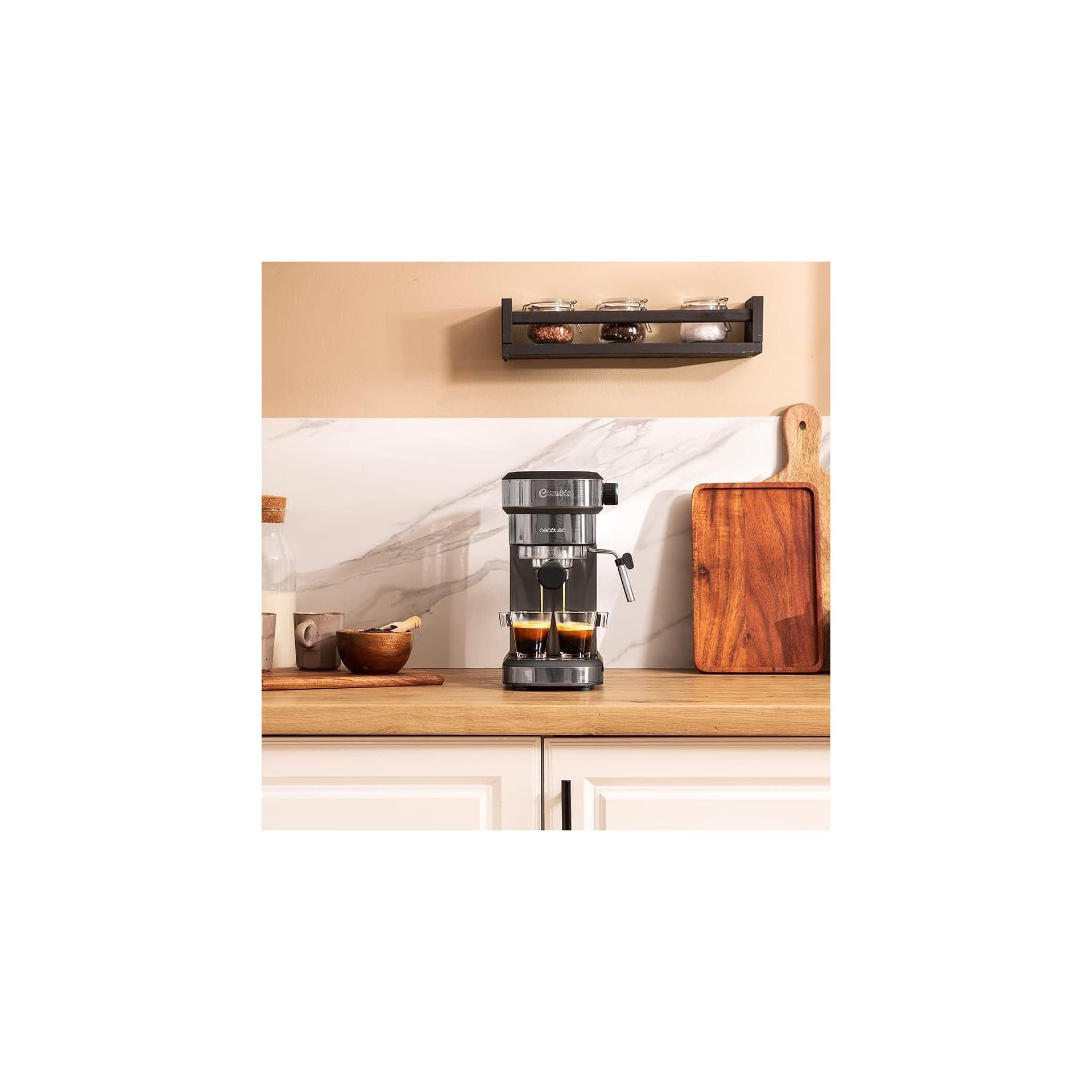 Кафемашина – Cecotec Cafelizzia 890 Dark, 1350W, Thermoblock, 20 bar, автоматичен режим, въртяща се парна дюза, резервоар 1.2L 2