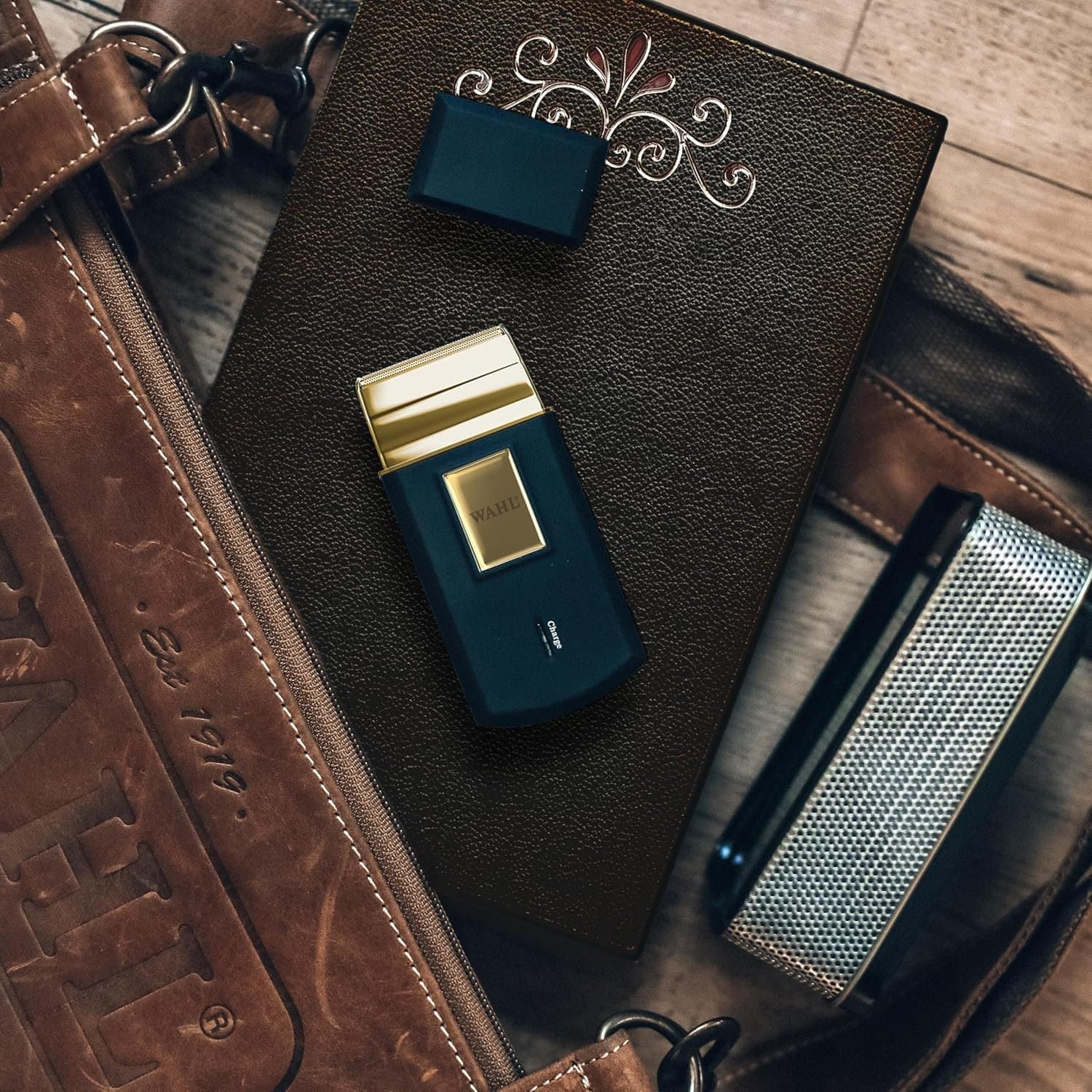 Електрическа самобръсначка - Wahl Travel Shaver Gold Edition безжична 11