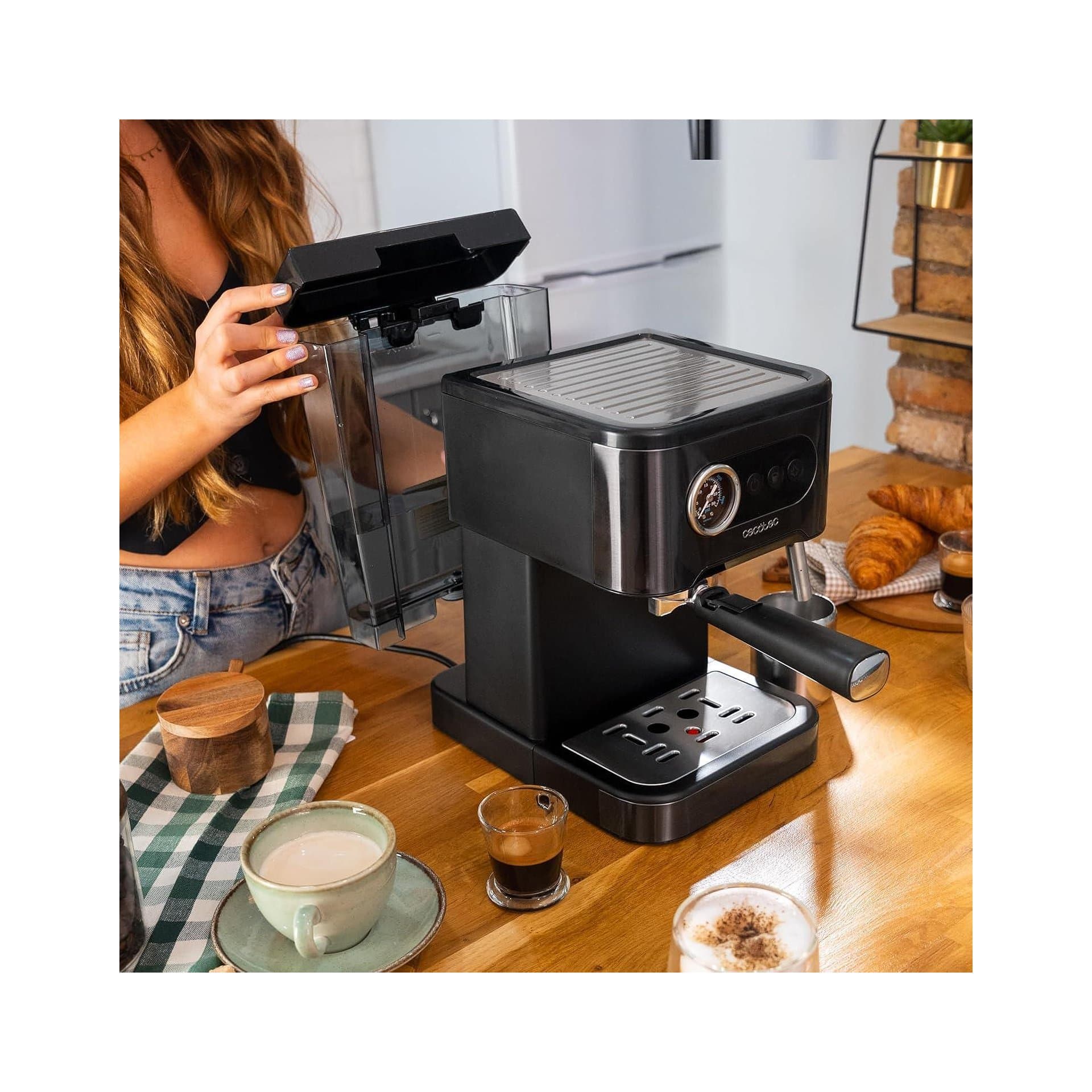 Кафемашина - Cecotec Power Espresso 20 Pro Latte 20 bar 1.5 L резервоар 5