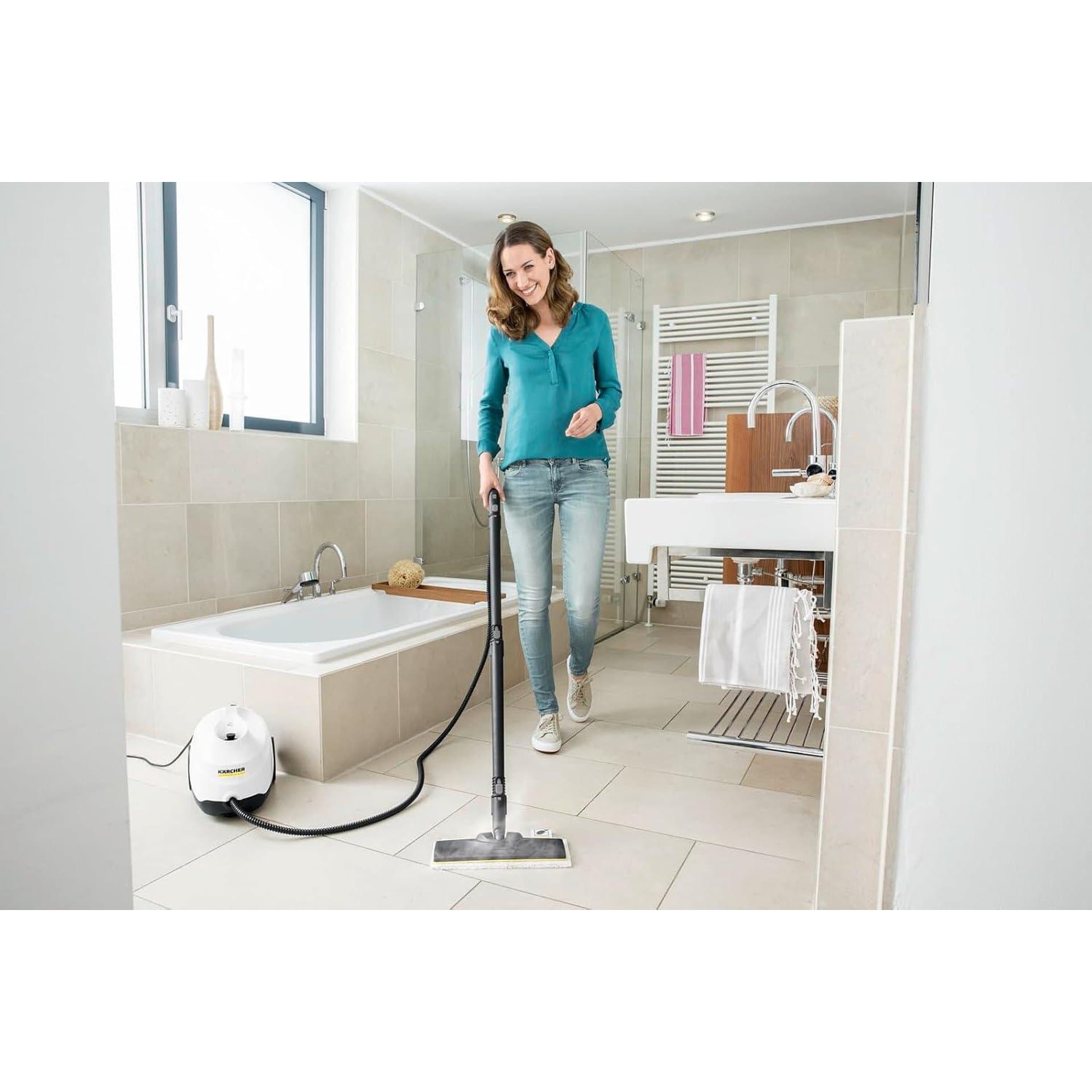 Парочистачка - Kärcher SC 3 EasyFix 3.5 bar, 1,900 W, 1 L резервоар, комплект за под, вграден декалцификатор, бял
